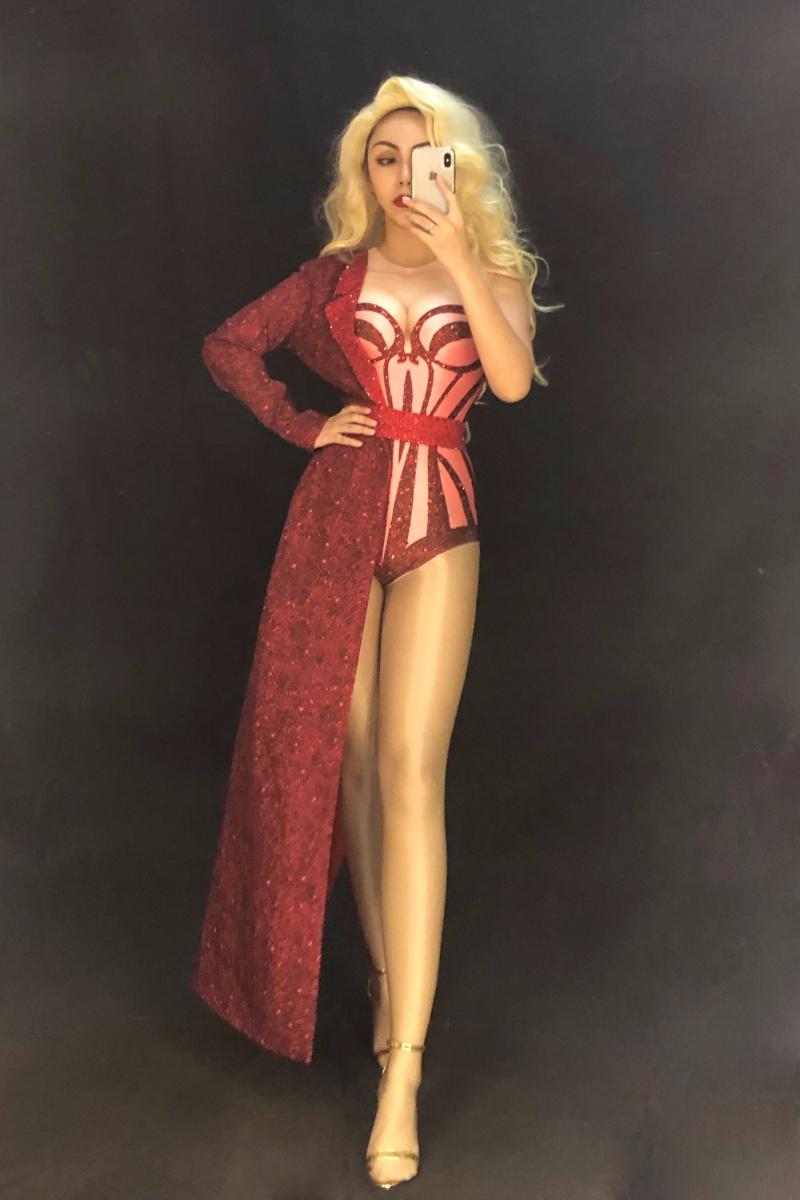 Women' Two Piece Pants Women Sexy Stage Red Stretch Bodysuit Pieces Set Costume Dance Wear Leotard Half Side Long Coat Performance OutfitWo
Women' Two Piece Pants Women Sexy Stage Red Stretch Bodysuit Pieces Set Costume Dance Wear Leotard Half Side Long Coat Performance OutfitWo
