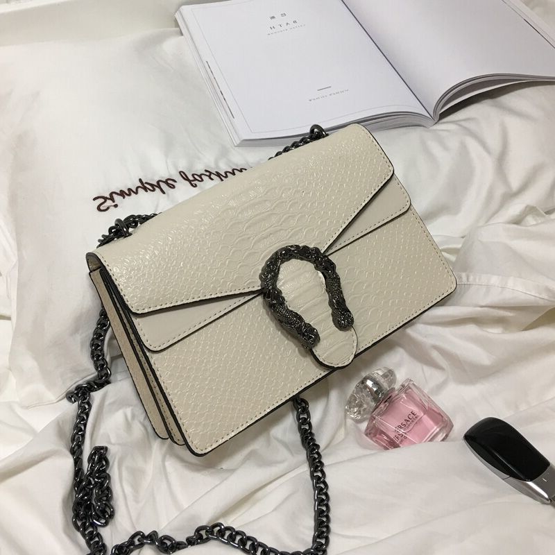 2022 New Fashion Women's Bag Mini Small High Versatile One Shoulder Messenger Handbag Chain Cross Bags, Black
2022 New Fashion Women's Bag Mini Small High Versatile One Shoulder Messenger Handbag Chain Cross Bags, Black