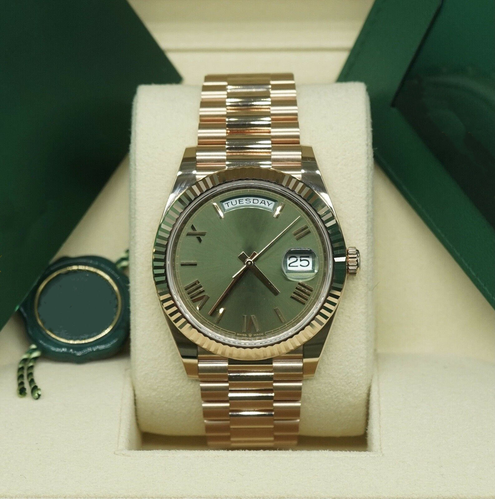 ZP Luxury 12 Colors Watch 40mm 228239 228236 228238 228235 Mens Cal.2813 Roman Dial Mechanical Automatic 904L Stainless Steel Bracelet Triangle Pit Waterproof Watch
ZP Luxury 12 Colors Watch 40mm 228239 228236 228238 228235 Mens Cal.2813 Roman Dial Mechanical Automatic 904L Stainless Steel Bracelet Triangle Pit Waterproof Watch