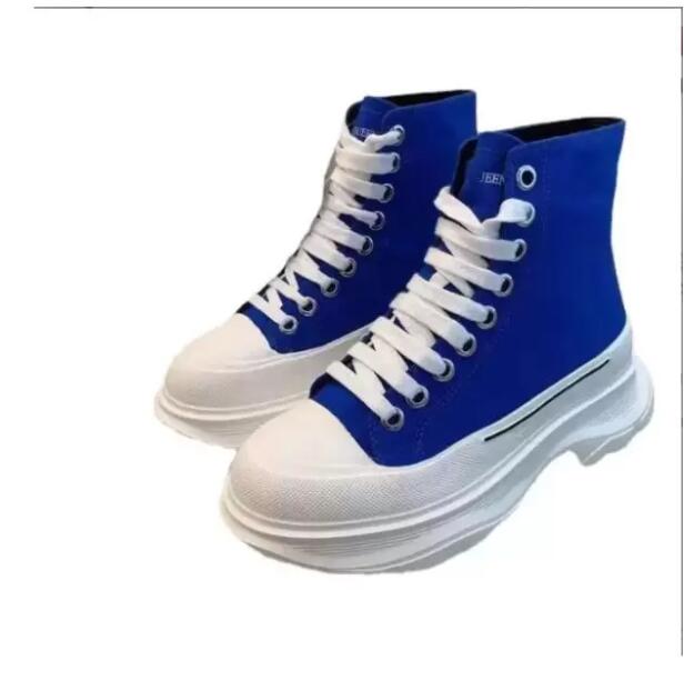 Luxury Designer Women Men boots Tread Slick Boots Leather Canvas Lace up Rubber Round Toes Platform Genuine Leathers
Luxury Designer Women Men boots Tread Slick Boots Leather Canvas Lace up Rubber Round Toes Platform Genuine Leathers