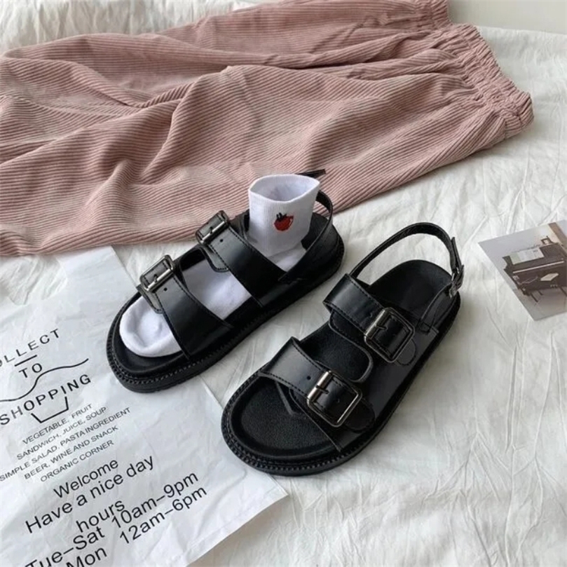 Harajuku Goth Rome Sandals Women Fashion Punk Platform Black Buckle Strap Leather Shoes Ladies Summer Beach Casual Flats 220616
Harajuku Goth Rome Sandals Women Fashion Punk Platform Black Buckle Strap Leather Shoes Ladies Summer Beach Casual Flats 220616