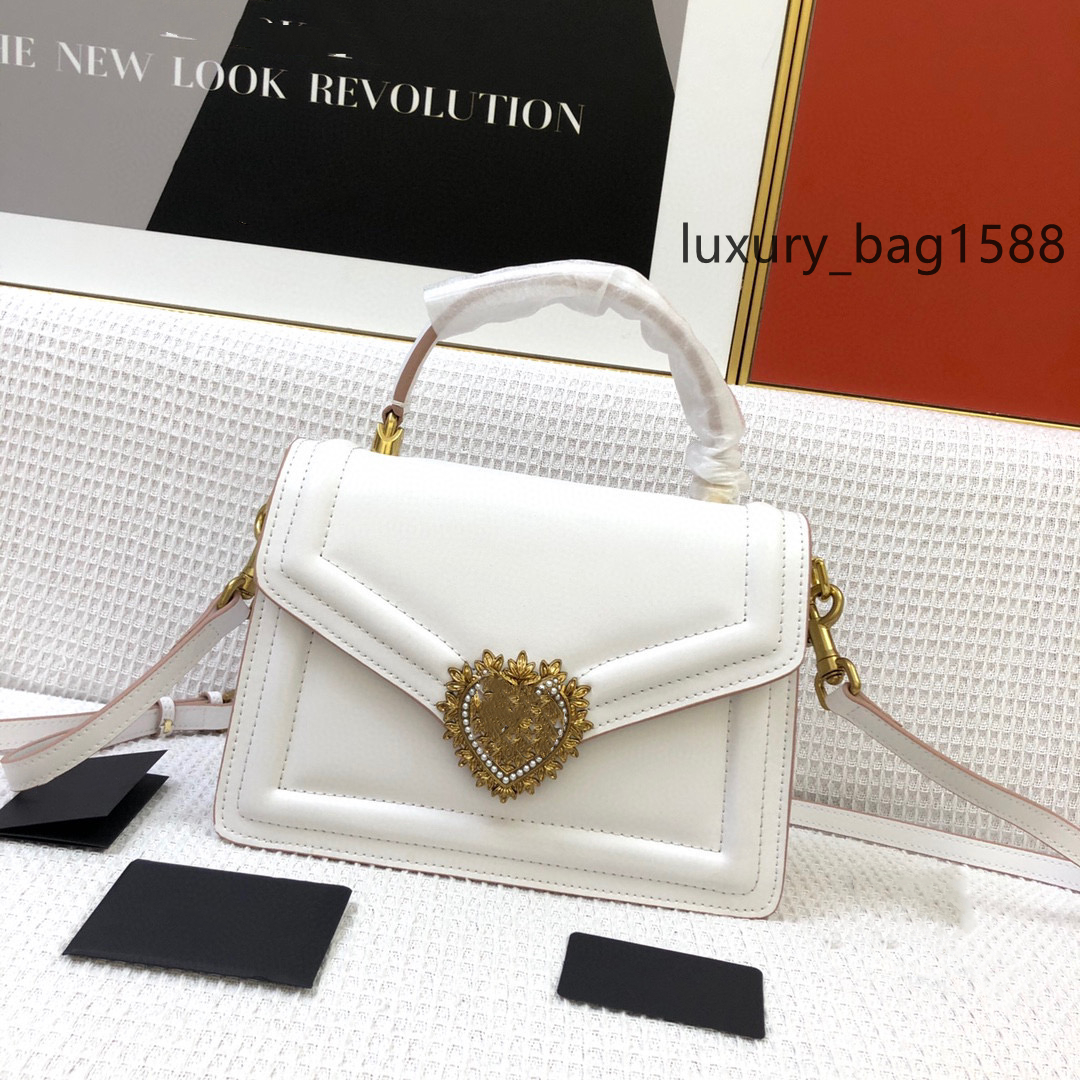 7A+ Designer shoulder bag Cross Body Cowhide bag Lady's body purse imported leather, Box
7A+ Designer shoulder bag Cross Body Cowhide bag Lady's body purse imported leather, Box