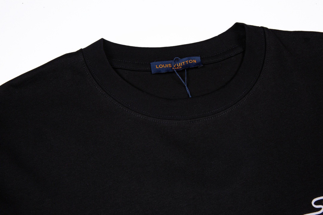 2022ss spring and summer new high grade cotton printing short sleeve round neck panel T-Shirt Size: m-l-xl-xxl-xxxl Color: black white B48
2022ss spring and summer new high grade cotton printing short sleeve round neck panel T-Shirt Size: m-l-xl-xxl-xxxl Color: black white B48