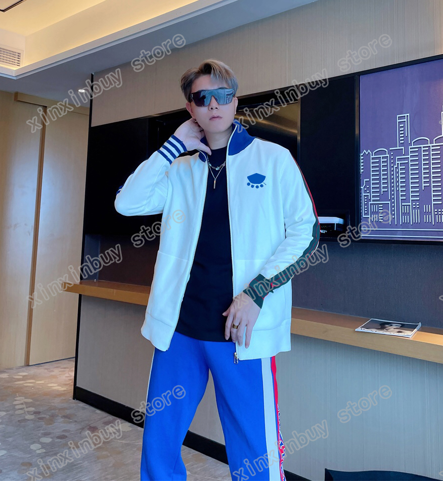 xinxinbuy Designers Jackets sweater Men Webbing stripe Double letter fabric women Lapel Neck Streetwear blue white M-2XL
xinxinbuy Designers Jackets sweater Men Webbing stripe Double letter fabric women Lapel Neck Streetwear blue white M-2XL