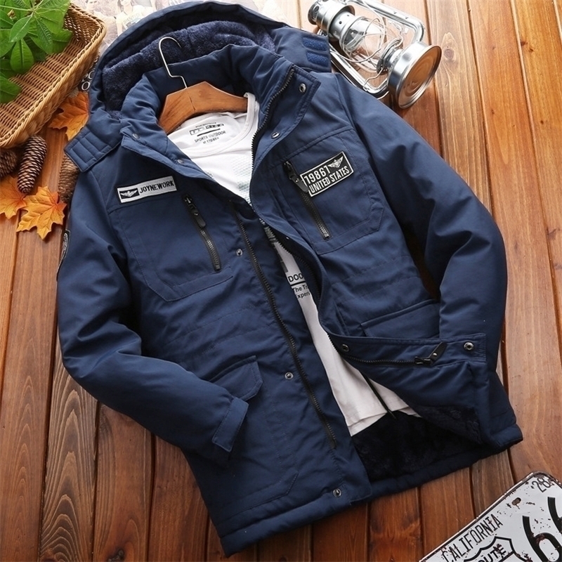 Winter Warm Fashion Jacket Men Parkas Coat Thick Plus Velvet Men Hooded Cotton Padded Male Casual Windproof Parka Outerwear 201119, Max278 navy blue
Winter Warm Fashion Jacket Men Parkas Coat Thick Plus Velvet Men Hooded Cotton Padded Male Casual Windproof Parka Outerwear 201119, Max278 navy blue