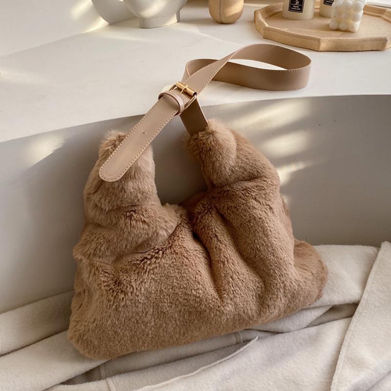 Evening Bags Women Large High Capacity Totes Soft FAUX Fur Bucket Quality Ladies Bag Elegant 2022 Winter Cute Tote, Black
Evening Bags Women Large High Capacity Totes Soft FAUX Fur Bucket Quality Ladies Bag Elegant 2022 Winter Cute Tote, Black