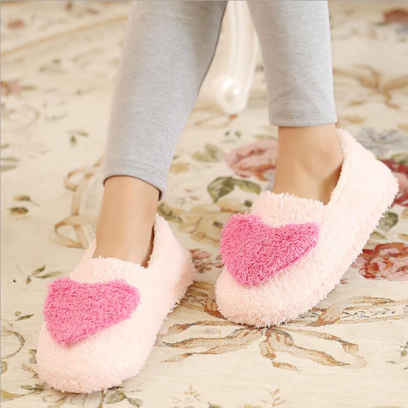 Slippers Ladies Home Floor Soft Women Indoor Outsole Comfortable Big Heart Decor Shoes Female Cashmere Warm Casual, Blue
Slippers Ladies Home Floor Soft Women Indoor Outsole Comfortable Big Heart Decor Shoes Female Cashmere Warm Casual, Blue