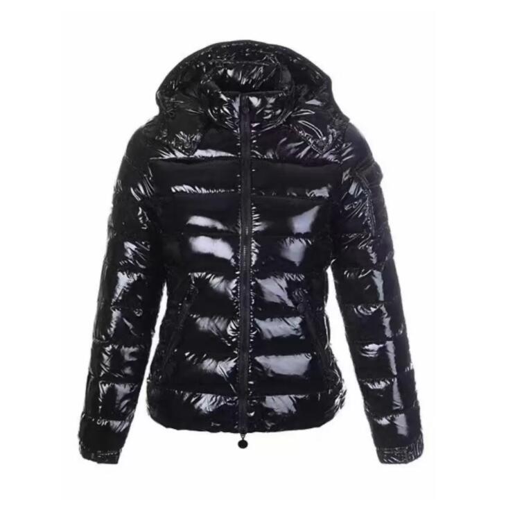 2022 Womens Classic Down Coats Casual Jackets Winter Puffer Parka Top Quality Designer Coat Unisex Outerwear Warm Feather jacket clothing
2022 Womens Classic Down Coats Casual Jackets Winter Puffer Parka Top Quality Designer Coat Unisex Outerwear Warm Feather jacket clothing