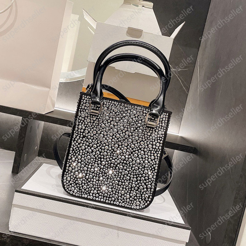 Charming Rhinestone Tote Bag Hangbag Crossbody Wallet Leather Shoulder Bags Top Designer Purse Shine Evening Pochette Backpack Party 5 Color, Black
Charming Rhinestone Tote Bag Hangbag Crossbody Wallet Leather Shoulder Bags Top Designer Purse Shine Evening Pochette Backpack Party 5 Color, Black