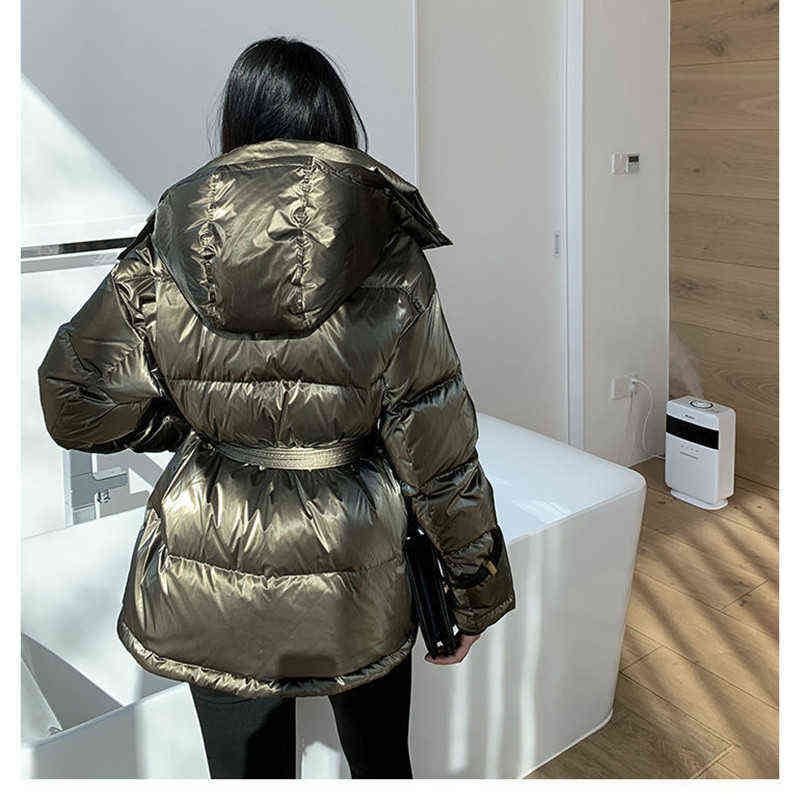 Qingwen Winter Women Thick Warm Metal Shiny Waist New White Duck Down Jacket Female 2022 Parka Hooded Waterproof Snow Runner L220725