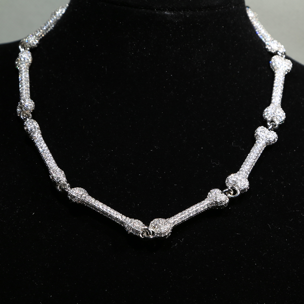 Fashion Design Dog Bone Shaped Mystery and Evil Necklaces Full Paved Clear Cubic Zirconia Animal Bone Chain Link Jewelry
Fashion Design Dog Bone Shaped Mystery and Evil Necklaces Full Paved Clear Cubic Zirconia Animal Bone Chain Link Jewelry