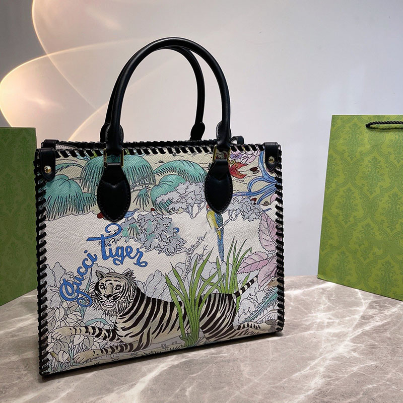 Tote bag hand Knitting Genuine leather Double sided available shopping bags high quality fashion New style waterproof, Box
Tote bag hand Knitting Genuine leather Double sided available shopping bags high quality fashion New style waterproof, Box