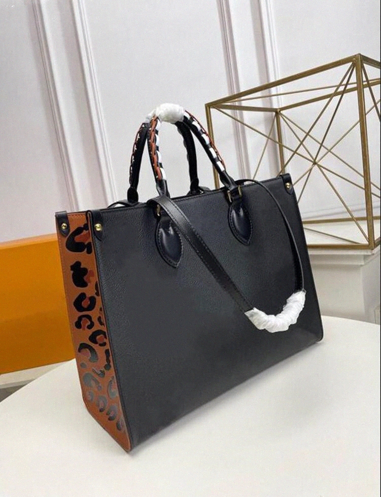 Top ONTHEGO Handbags Women Leather Shoulder Bags Leopard Splicing Crossbody Bag Messenger Bags Designers Handbag Tote Purse hcxr, 10
Top ONTHEGO Handbags Women Leather Shoulder Bags Leopard Splicing Crossbody Bag Messenger Bags Designers Handbag Tote Purse hcxr, 10