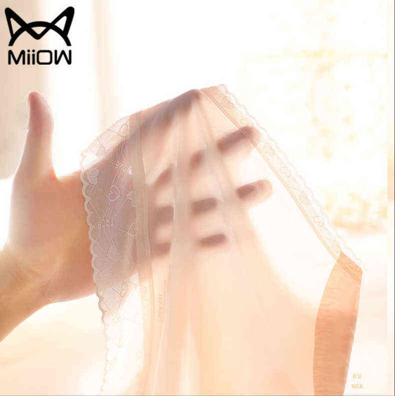 MiiOW 3 PCS of Ice Silk Underwear Women's Lace Seamless Mid-waist dent Korean Style Ultra-thin Sexy Transparent Briefs Women T220810
MiiOW 3 PCS of Ice Silk Underwear Women's Lace Seamless Mid-waist dent Korean Style Ultra-thin Sexy Transparent Briefs Women T220810