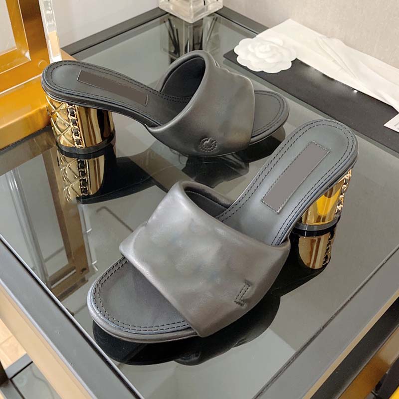 Slippers For Women Round Head Heel Height 6.5cm Metal Chain Slide Famous Designer Sandal Lambskin Mules Dress Shoes Casual Shoe Wedding Platform Genuine Leather, Shoes box
Slippers For Women Round Head Heel Height 6.5cm Metal Chain Slide Famous Designer Sandal Lambskin Mules Dress Shoes Casual Shoe Wedding Platform Genuine Leather, Shoes box