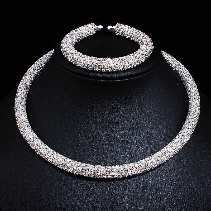 Chokers Disign Luxury Maxi Crystal Collar Necklace Gold/Silver Plated Rhinestone Torques Choker Necklaces For Women Wedding Jewelry
Chokers Disign Luxury Maxi Crystal Collar Necklace Gold/Silver Plated Rhinestone Torques Choker Necklaces For Women Wedding Jewelry