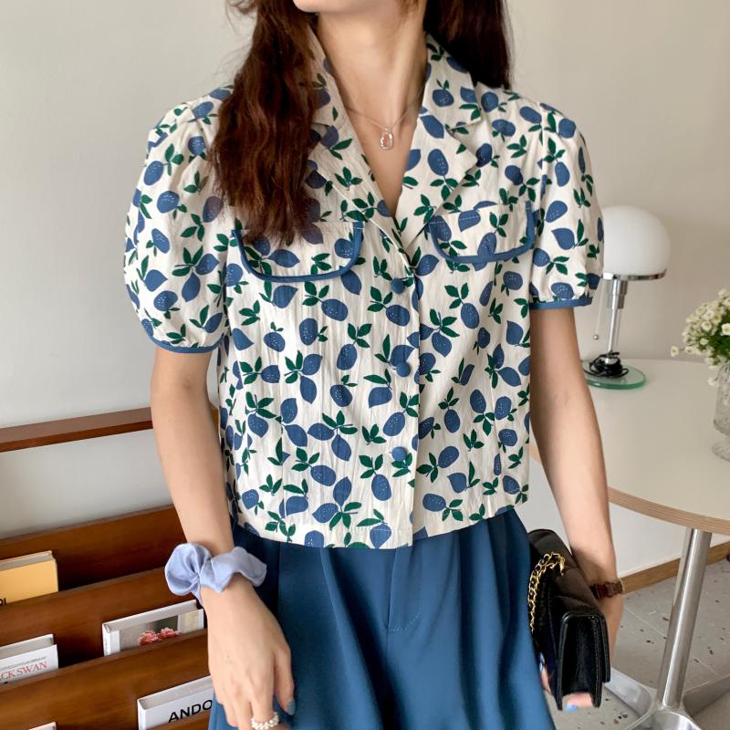 Women's Blouses & Shirts HziriP Streetwear Summer Florals Sweet Lapel Chiffon 2022 Vintage All-Match Retro Chic Femme Elegance Short Sleeves, Blue 
Women's Blouses & Shirts HziriP Streetwear Summer Florals Sweet Lapel Chiffon 2022 Vintage All-Match Retro Chic Femme Elegance Short Sleeves, Blue
