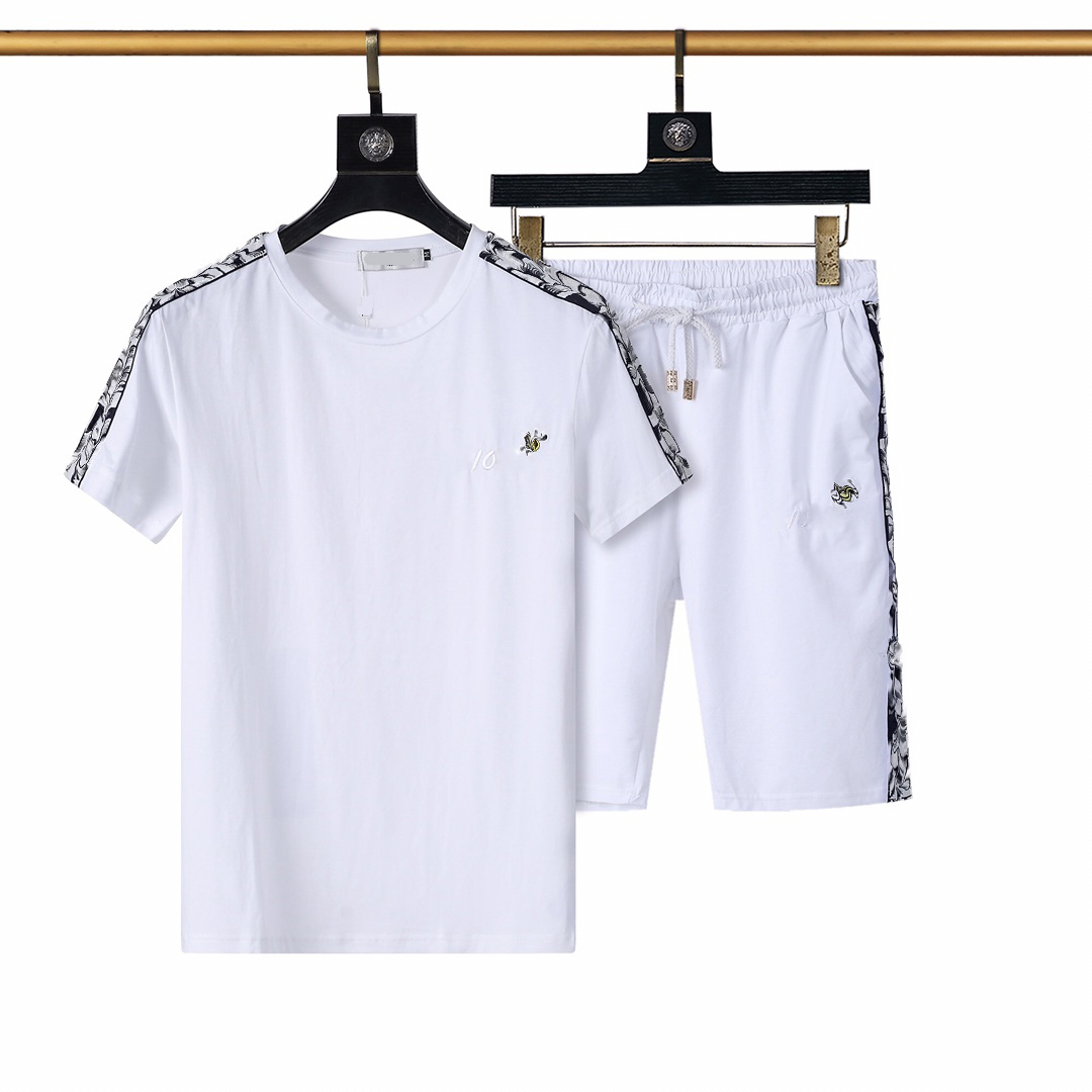 22ss Trapstar New Men's t Shirt Short Sleeve Outfit Chenille Tracksuit Black Cotton London Streetwear Sports Sweat Suits Pants Sportwear Running Tracksuits
22ss Trapstar New Men's t Shirt Short Sleeve Outfit Chenille Tracksuit Black Cotton London Streetwear Sports Sweat Suits Pants Sportwear Running Tracksuits