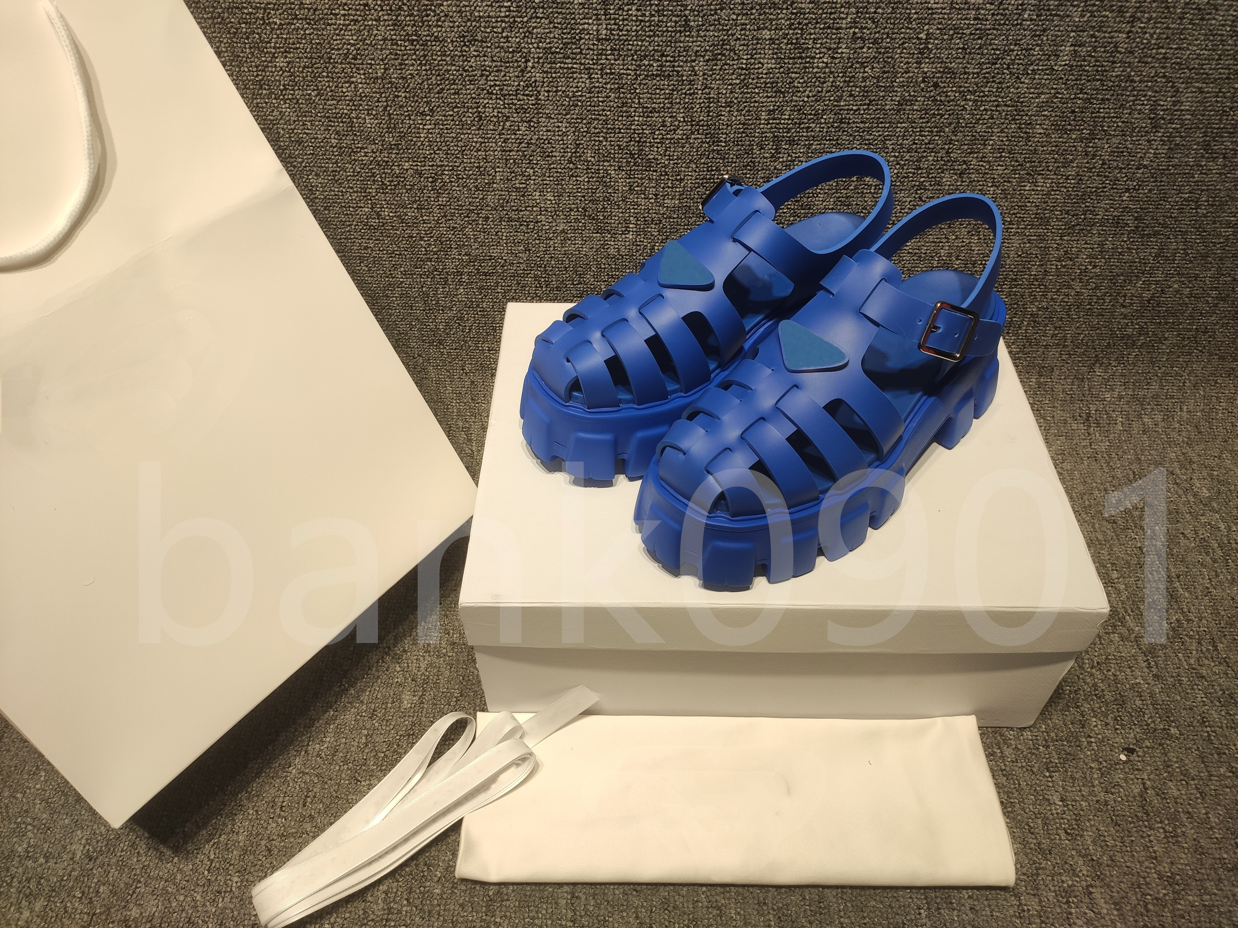 Designer sandals woman 6 colour platform heel EVA gladiator buckle sneakers slippers running triple s trainers loafers green white red bee sneakers dress shoe box, Pink
Designer sandals woman 6 colour platform heel EVA gladiator buckle sneakers slippers running triple s trainers loafers green white red bee sneakers dress shoe box, Pink