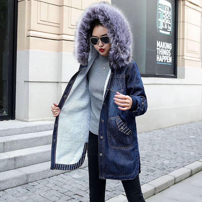 Women' Jackets Warm Wool Lining Winter Denim Jacket For Women 2022 European Style Jean Plus Size 5XL Coat Chaqueta Mujer, Brown fur blue
Women' Jackets Warm Wool Lining Winter Denim Jacket For Women 2022 European Style Jean Plus Size 5XL Coat Chaqueta Mujer, Brown fur blue