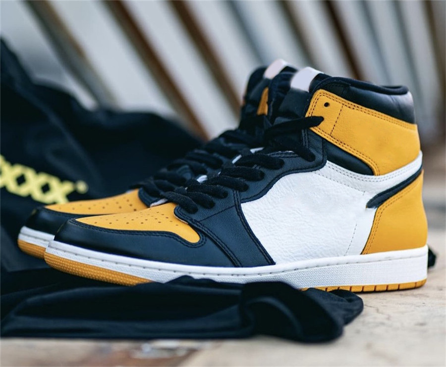 Authentic 1 High OG Yellow Toe Shoes Taxi Black Sail Bred Patent Fragment Chicago Off University Blue White Shattered Backboard UNC Mocha Obsidian Sneakers US7-13, Customize
Authentic 1 High OG Yellow Toe Shoes Taxi Black Sail Bred Patent Fragment Chicago Off University Blue White Shattered Backboard UNC Mocha Obsidian Sneakers US7-13, Customize
