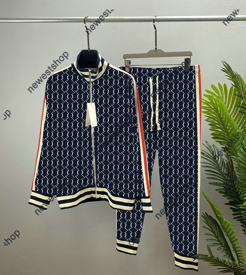 2022 Spring Designer Mens Tracksuits luxury men's set womens sport suit zipper letter print tracksuit cotton striped printing sportsuit clothes, Blue
2022 Spring Designer Mens Tracksuits luxury men's set womens sport suit zipper letter print tracksuit cotton striped printing sportsuit clothes, Blue
