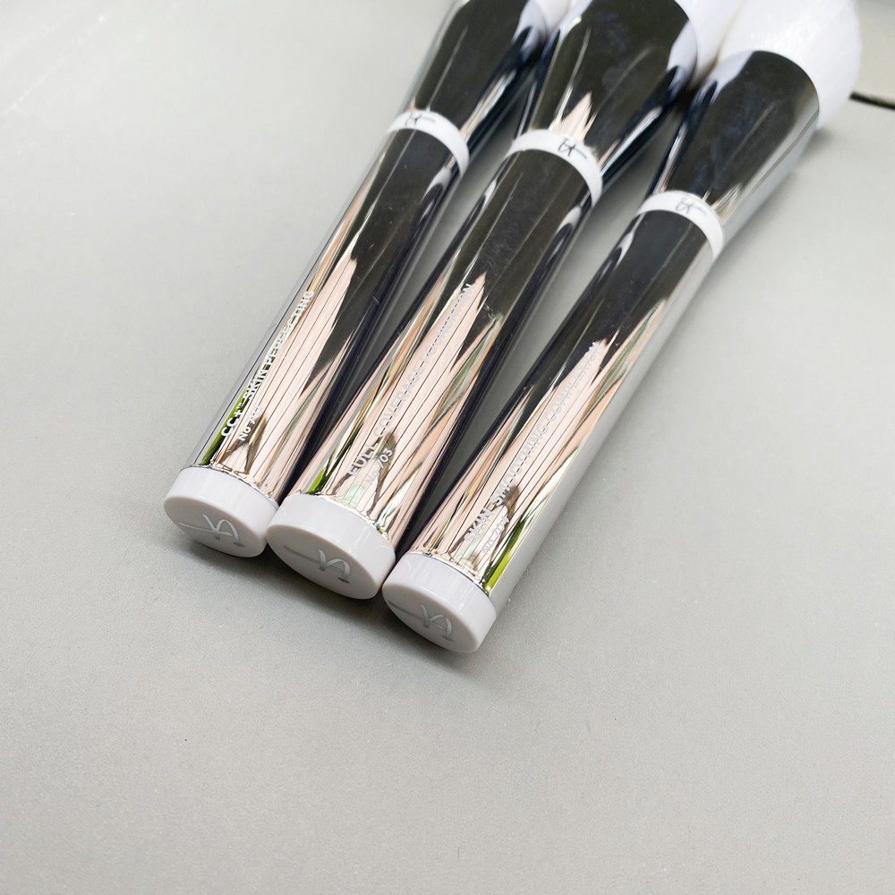 IT Makeup up Brushes Heavenly CC Skin Perfecting 702 Skin-Smoothing Complexion Brush 704 703 - Qualitied Makeup Cosmetics Beauty Tools