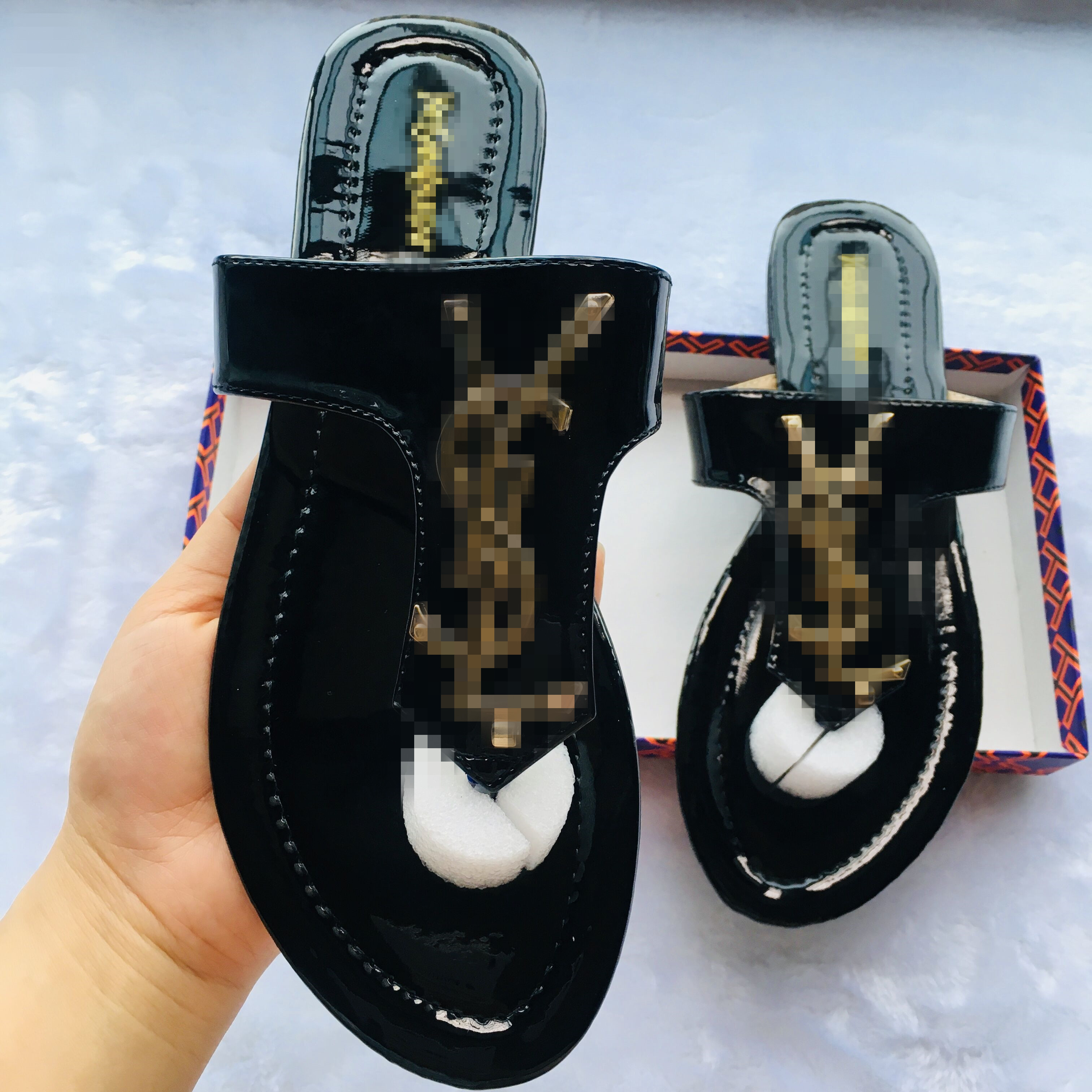 Luxury Designer Sandals Women Summer 2022 brands Slippers tory Flat Beach Fashion Wild Women's Shoes Cdd GGs Louiseity Viutonity LVs YSLs, 29
Luxury Designer Sandals Women Summer 2022 brands Slippers tory Flat Beach Fashion Wild Women's Shoes Cdd GGs Louiseity Viutonity LVs YSLs, 29