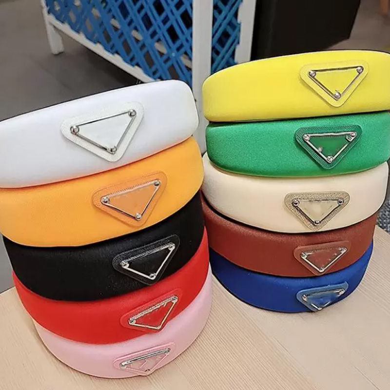 Luxury Designer Sponge Headbands Hair Bands For Women Elastic Letter P Headband Sports Fitness Headband Head Wrap Designers Hair Accessories
Luxury Designer Sponge Headbands Hair Bands For Women Elastic Letter P Headband Sports Fitness Headband Head Wrap Designers Hair Accessories