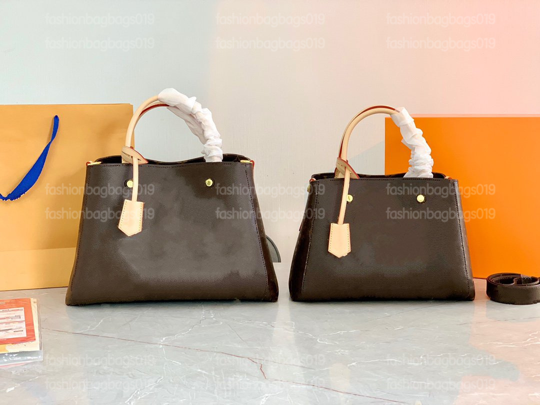 Montaignes BB Tote Bag Grand Palais Monograms Canvas Cross Body Office Shoulder Bag Designers Luxury Commuter Bags M41055
Montaignes BB Tote Bag Grand Palais Monograms Canvas Cross Body Office Shoulder Bag Designers Luxury Commuter Bags M41055