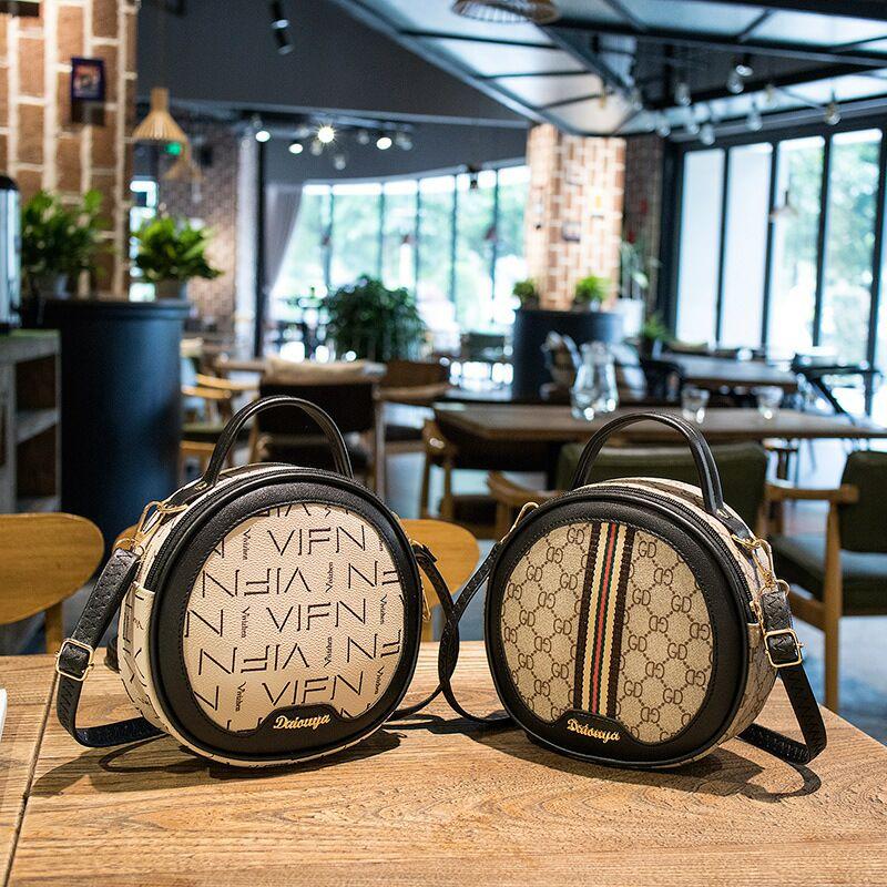 Evening Bags Circular Hand Bag Casual PU Leather Sling Handbag Purse Women Elegant Chain Shoulder Crossbody Simple Female Daily, As picture
Evening Bags Circular Hand Bag Casual PU Leather Sling Handbag Purse Women Elegant Chain Shoulder Crossbody Simple Female Daily, As picture