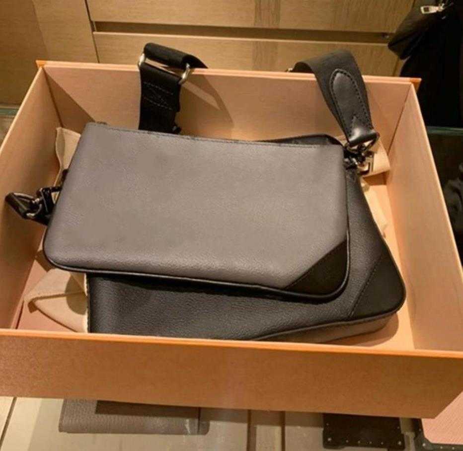 Handbags Men Leather TRIO Messenger Bags Luxury Shoulder Bag Make up Bag Designer Handbag Tote Man's bag, Customize 
Handbags Men Leather TRIO Messenger Bags Luxury Shoulder Bag Make up Bag Designer Handbag Tote Man's bag, Customize