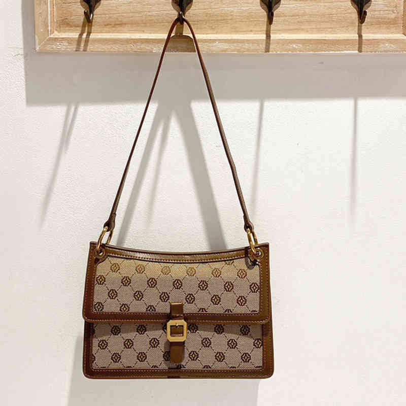 Printed small square bag women's 2022 new one shoulder armpit bag versatile printed messenger bag, Coffee
Printed small square bag women's 2022 new one shoulder armpit bag versatile printed messenger bag, Coffee
