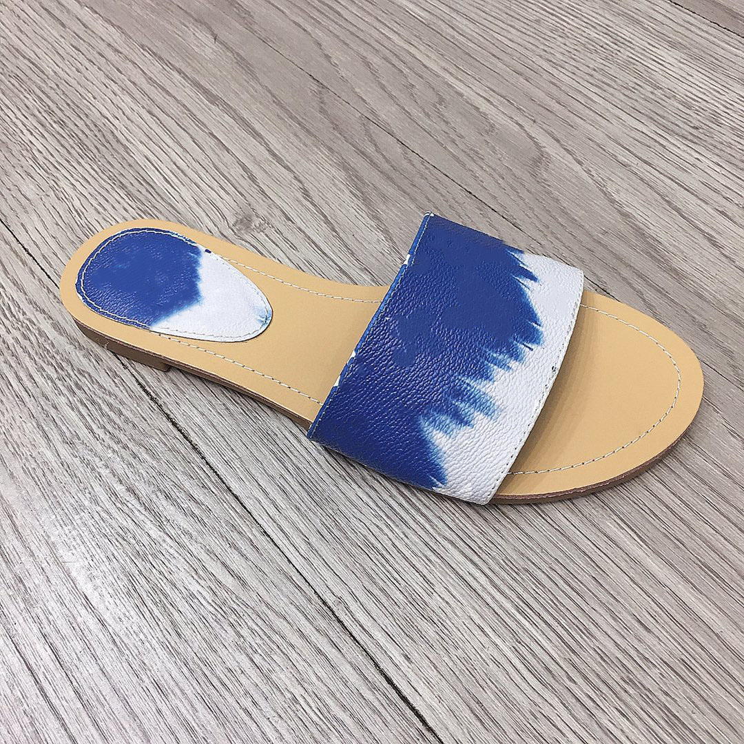 2023 Women slides Sandals soft Leather Summer Flat fashion Slipper beach woman Big head letters Slippers Size 36-42