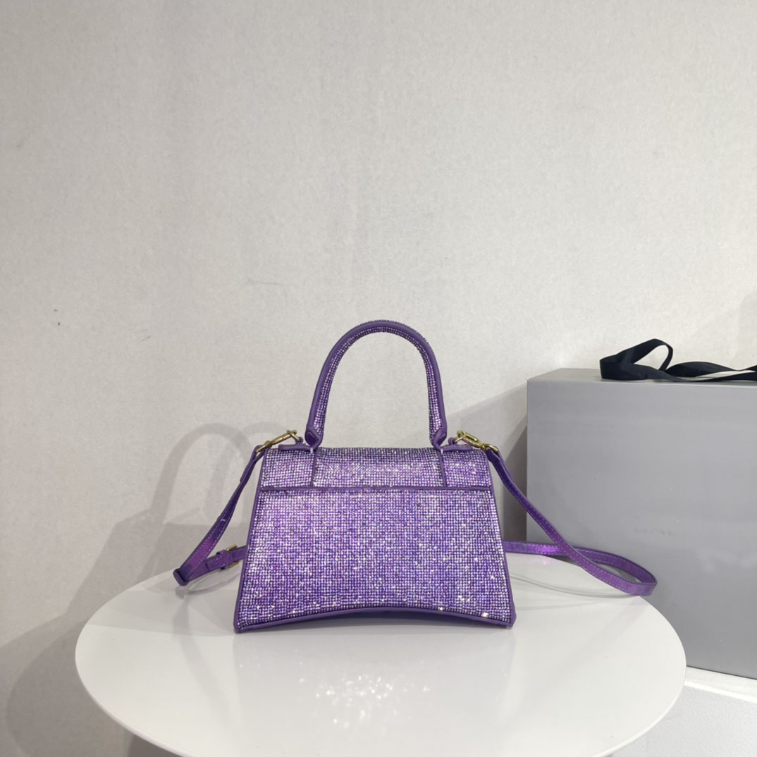 TOP high quality Diamond bag Women handbag Luxurys Designers Bags new tote pochette classic fashon clutch wallet shiny rhinestone Hourglass Bag two size 23cm/19cm, Box
TOP high quality Diamond bag Women handbag Luxurys Designers Bags new tote pochette classic fashon clutch wallet shiny rhinestone Hourglass Bag two size 23cm/19cm, Box