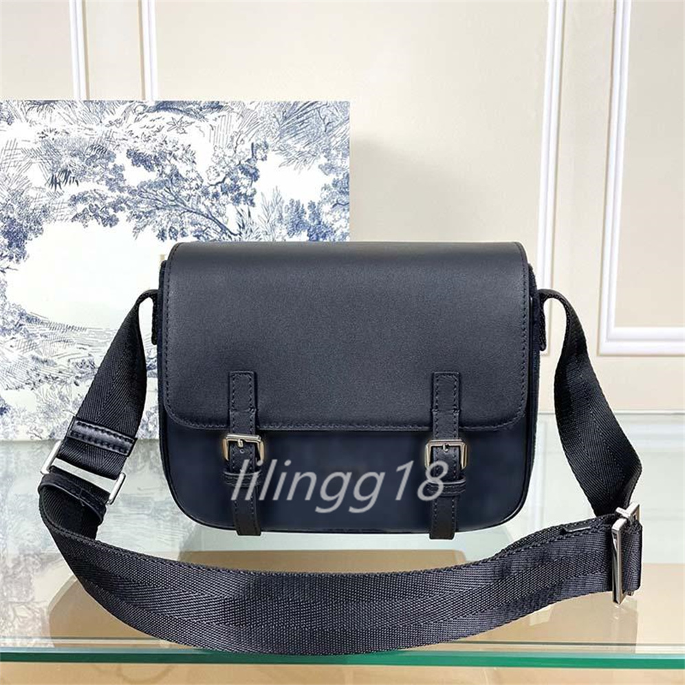 Essenger bag men's shoulder bag wallet outdoor travel fashion designer Coin Wallet high quality leather backpack, Box
Essenger bag men's shoulder bag wallet outdoor travel fashion designer Coin Wallet high quality leather backpack, Box