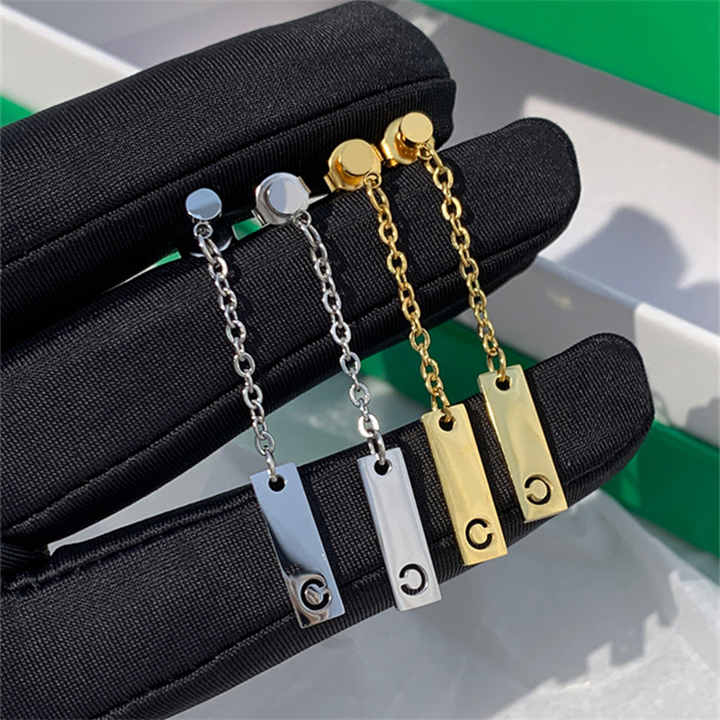 2022 New Hollow Letter C Gold Earrings Stud Female Summer Niche Design Temperament Fashion Banquet All-Match Jewelry Gift
2022 New Hollow Letter C Gold Earrings Stud Female Summer Niche Design Temperament Fashion Banquet All-Match Jewelry Gift