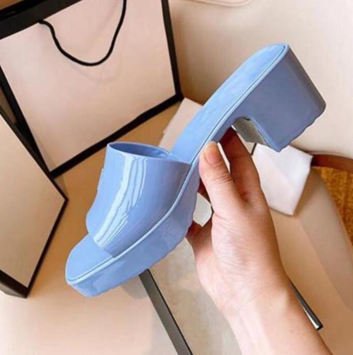 luxury designer Women slippers High Heels Candy Colors Rubber Solid Jelly Shoes Fashion Holiday beach Summer Slides slip-on ladise Sexy boots
luxury designer Women slippers High Heels Candy Colors Rubber Solid Jelly Shoes Fashion Holiday beach Summer Slides slip-on ladise Sexy boots