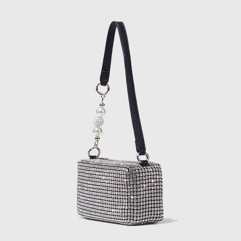 Evening Bags Crystal Rhinestone Women Shoulder Square Clutch Purses Bag with Pearl Chain Female Party Handbags 220630
Evening Bags Crystal Rhinestone Women Shoulder Square Clutch Purses Bag with Pearl Chain Female Party Handbags 220630