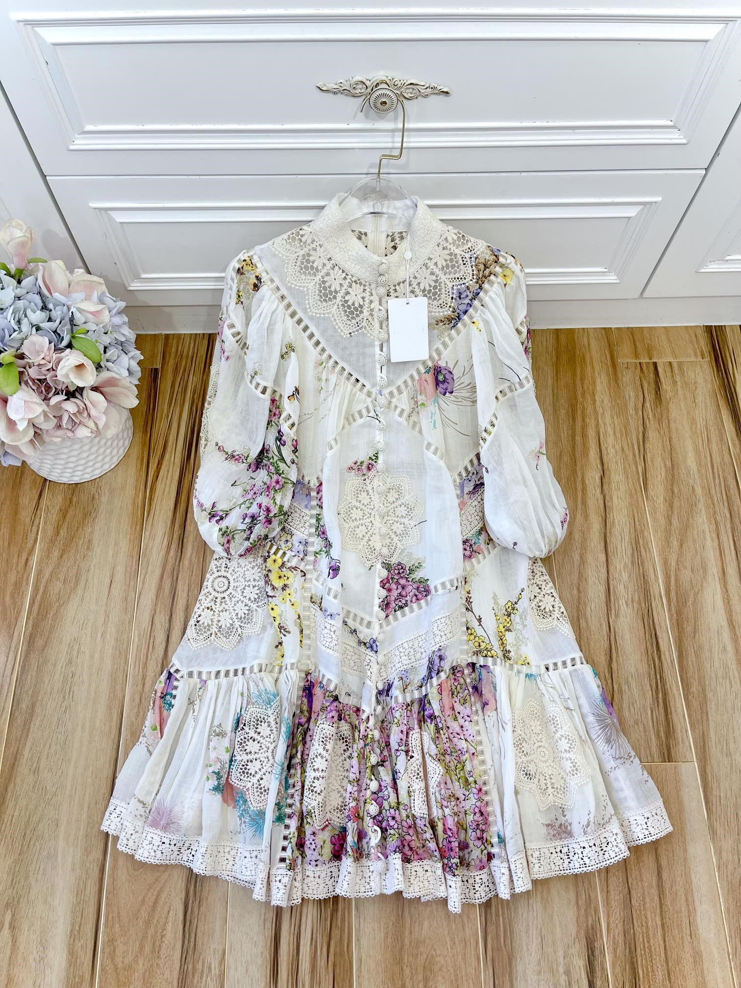 2022 autumn and winter new Casual Dresses heavy industry stickers water soluble embroidered dress, Multi
2022 autumn and winter new Casual Dresses heavy industry stickers water soluble embroidered dress, Multi