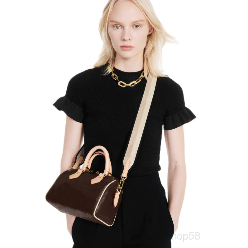 Crossbody Speedy Bandouliere Mini travel Bag Women's Coated Canvas Weave Boston satchel Metal Padlock Designer Shoulder Crobody Beach Handle Bags Purse
Crossbody Speedy Bandouliere Mini travel Bag Women's Coated Canvas Weave Boston satchel Metal Padlock Designer Shoulder Crobody Beach Handle Bags Purse