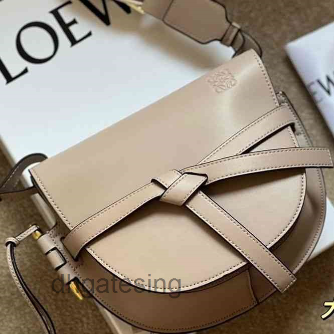 Bags Premium loews Leather Handbag 2022 Bags Women Designer Semi-circular Bag Saddle Fashion Single Messenger Ipmr ZNQF
Bags Premium loews Leather Handbag 2022 Bags Women Designer Semi-circular Bag Saddle Fashion Single Messenger Ipmr ZNQF