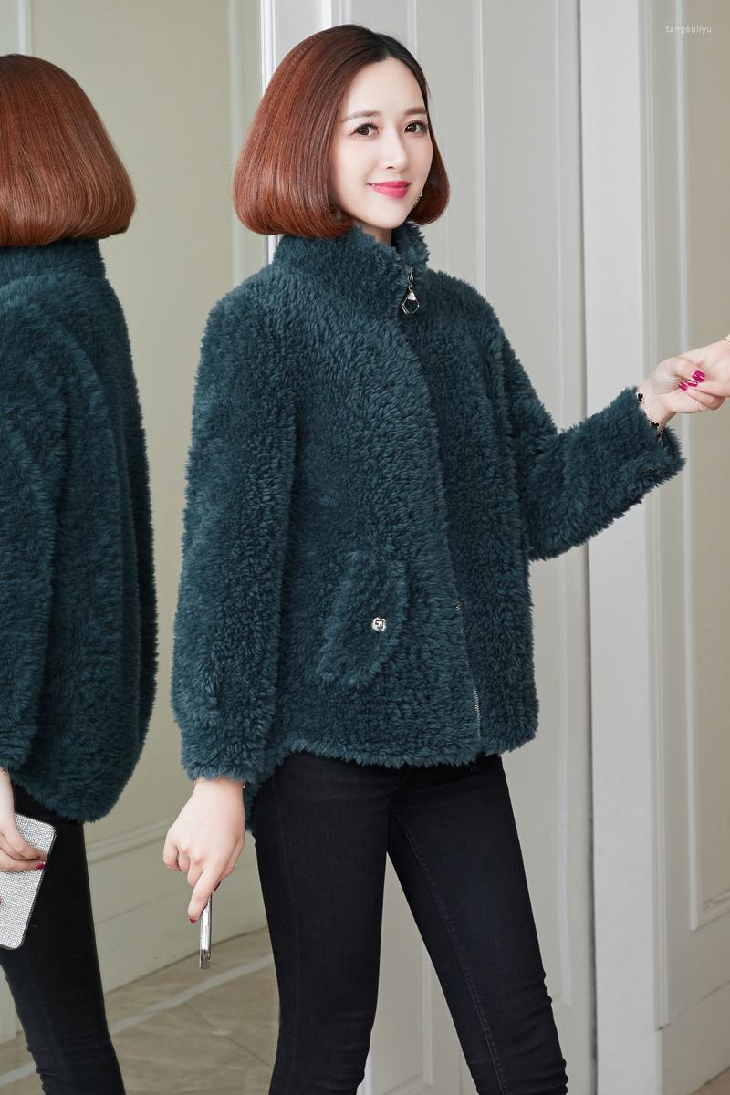 Women's Fur & Faux 2022 Arrival Real Wool Coat Women Fleece Jacket Winter Lamb Overcoats Plus Size F1278, Green
Women's Fur & Faux 2022 Arrival Real Wool Coat Women Fleece Jacket Winter Lamb Overcoats Plus Size F1278, Green