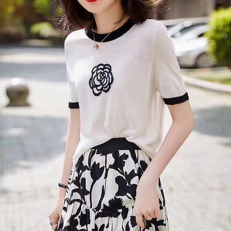 2022 Summer Camellia Knitted Pullover Women Short Sleeve O-neck Sweaters Color-blocked Fashion Elegant Ladies Tops, Black
2022 Summer Camellia Knitted Pullover Women Short Sleeve O-neck Sweaters Color-blocked Fashion Elegant Ladies Tops, Black
