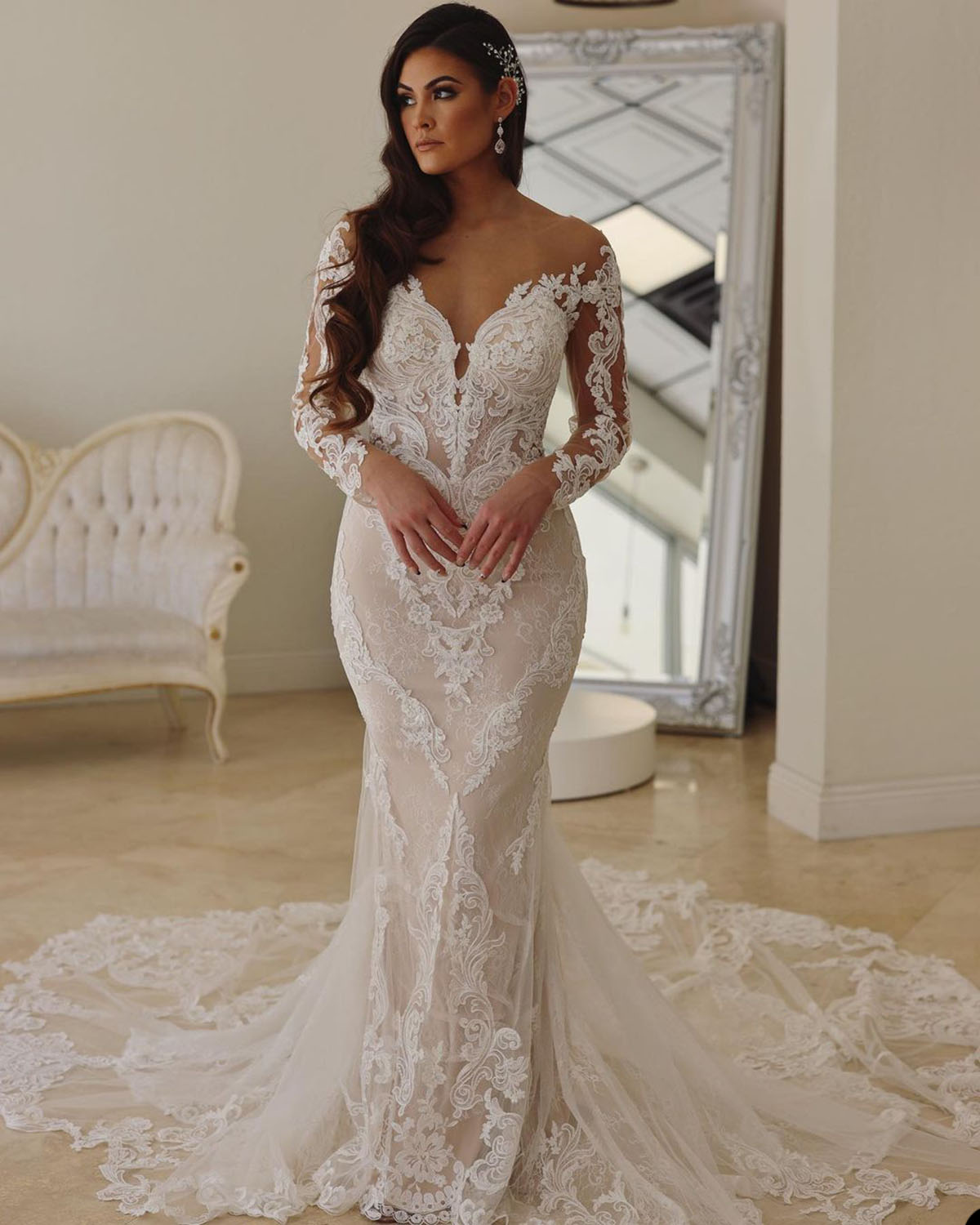 Sexy Modern V Neck Mermaid Wedding Dresses Elegant Backless Slim Fit Sweep Train Lace Appliques Bridal Gowns Summer Formal Dress