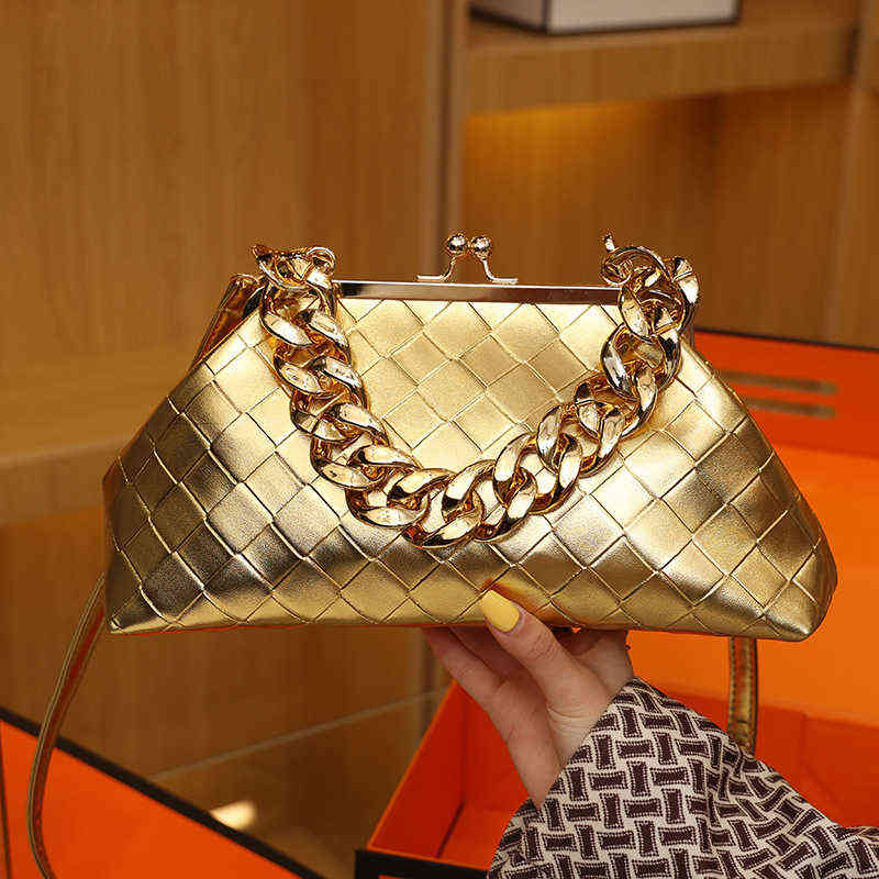 Handbag Summer Retro Chain Crossbody Bag Fashion Shoulder Women's Bag 220611, Type1-brown
Handbag Summer Retro Chain Crossbody Bag Fashion Shoulder Women's Bag 220611, Type1-brown