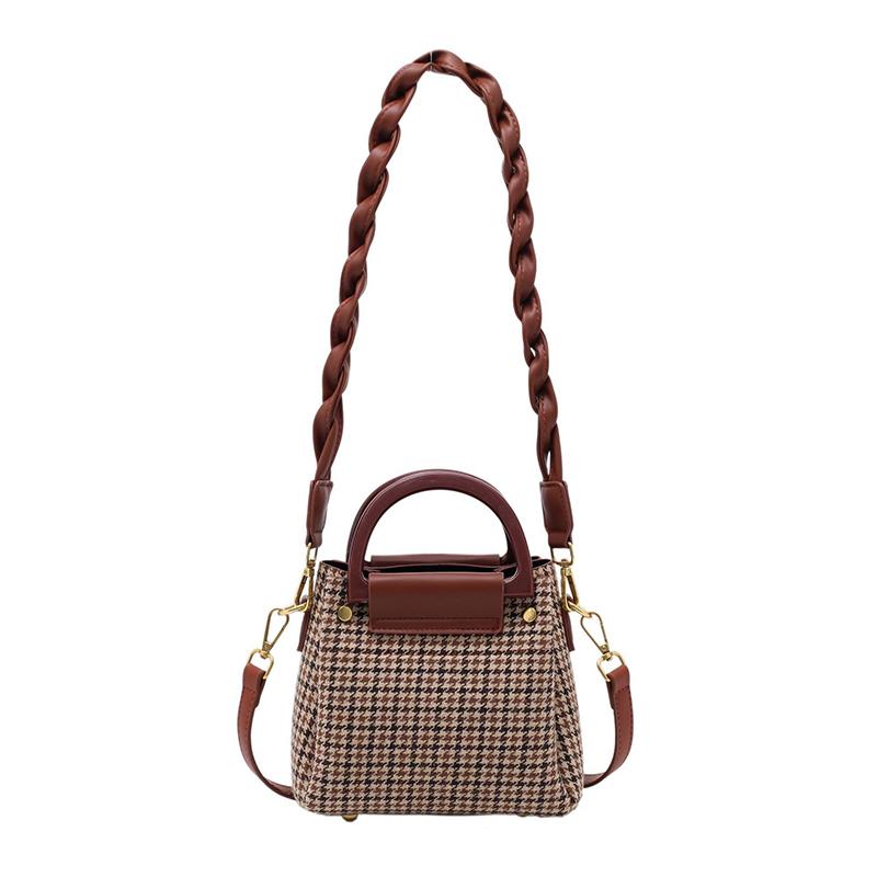 Evening Bags Style Retro Swallow Gird Handbag Ladies Mini Crossbody Shoulder Bag With Inner Pouch, Black
Evening Bags Style Retro Swallow Gird Handbag Ladies Mini Crossbody Shoulder Bag With Inner Pouch, Black