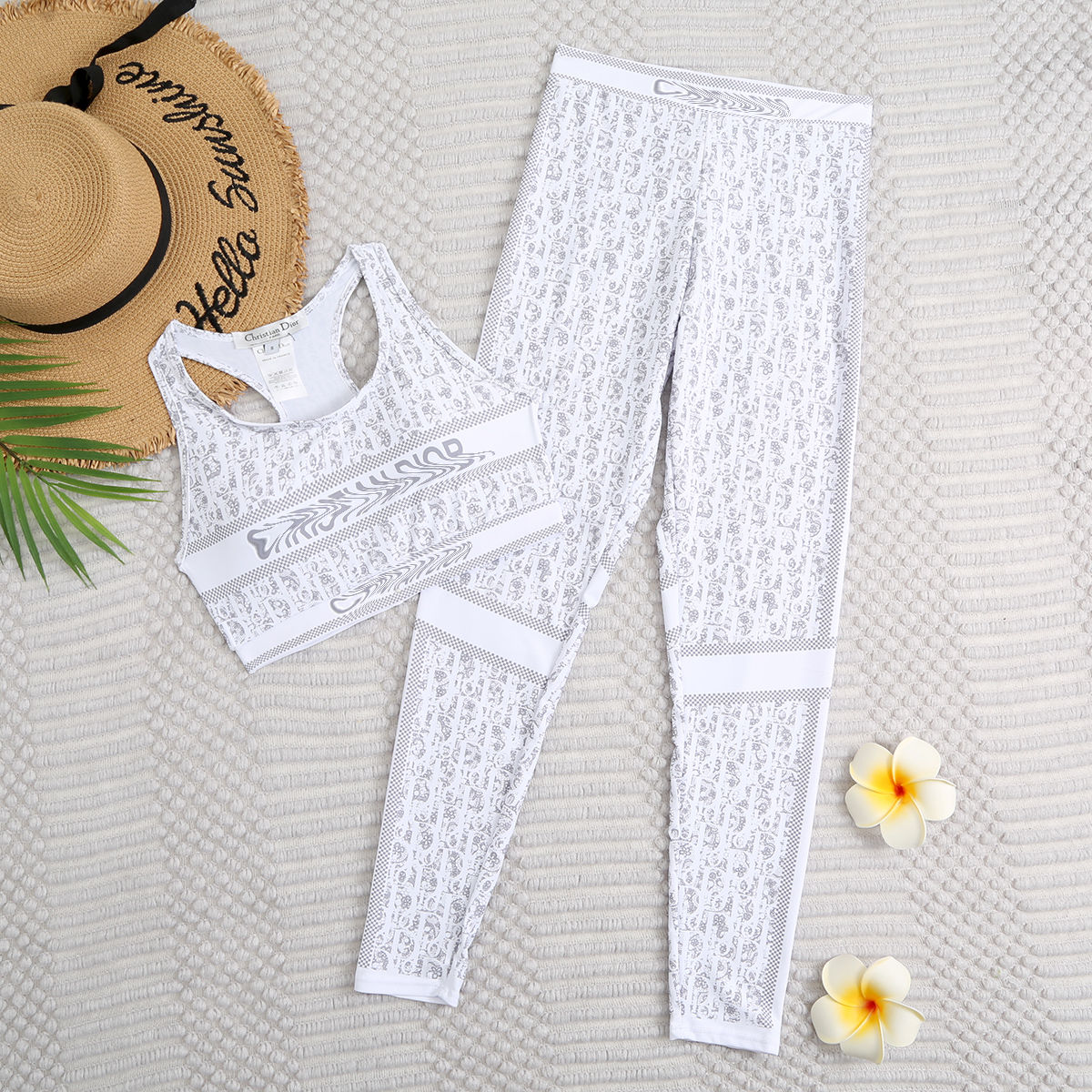 Classic Designer Yoga Suit Pants Textile Swimwear Print Full Letter D Designs Womens Vest Leggings Casual Sports Outfits Fitness Tracksuits Swimsuit HT1479, As picture
Classic Designer Yoga Suit Pants Textile Swimwear Print Full Letter D Designs Womens Vest Leggings Casual Sports Outfits Fitness Tracksuits Swimsuit HT1479, As picture
