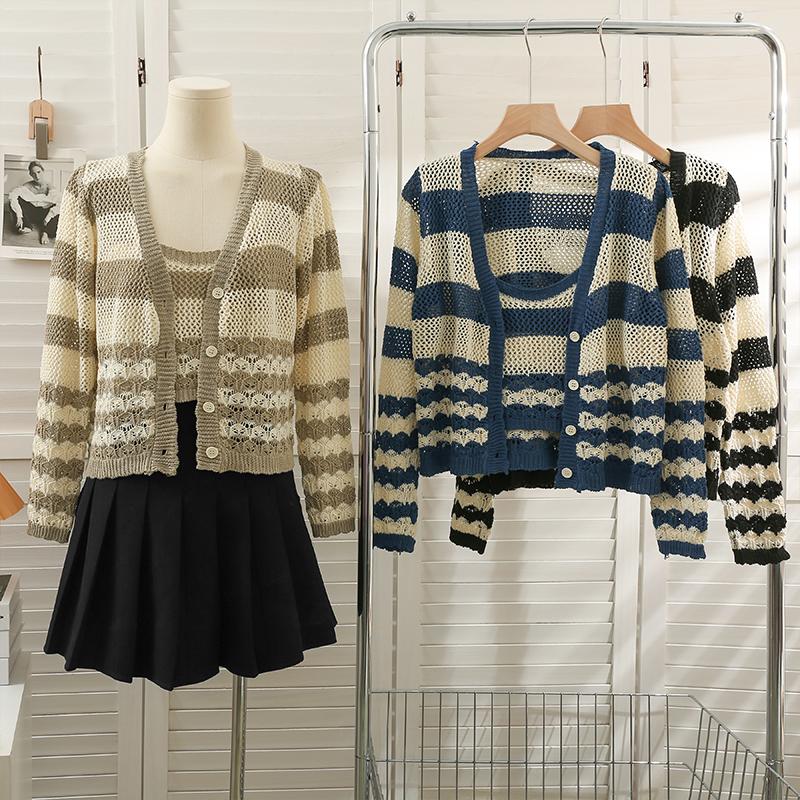 Women's Knits & Tees 2tops Spring Summer Women Fashion Striped Cardigan Set Thin Long Sleeved Knit Blouse With Suspender Vest Female Cardiga
Women's Knits & Tees 2tops Spring Summer Women Fashion Striped Cardigan Set Thin Long Sleeved Knit Blouse With Suspender Vest Female Cardiga