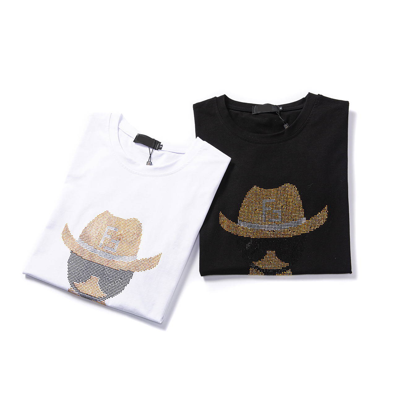 2022 new European and American T-shirt polo shirt fashion casual designer luxury black and white letters short-sleeved men's women's cotton
2022 new European and American T-shirt polo shirt fashion casual designer luxury black and white letters short-sleeved men's women's cotton